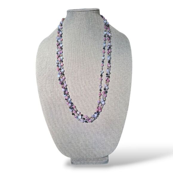 Vintage 70s Lavendar Triple Strand Bead Necklace - Picture 8 of 14
